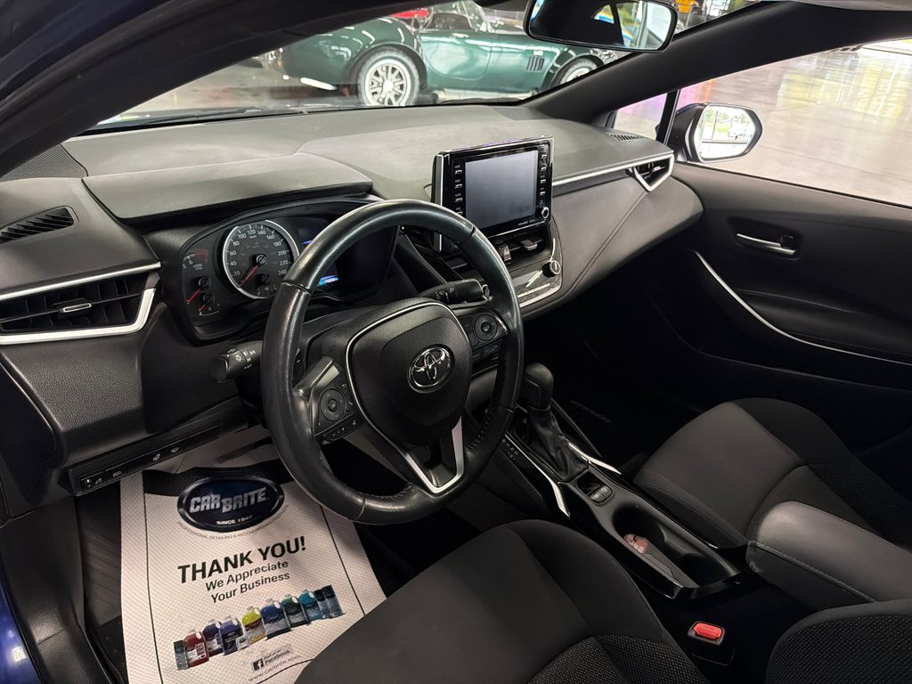 2022 Toyota Corolla SE GROUPE AMÉLIORÉ in Saint-Jean-Sur-Richelieu, Quebec - 12 - w1024h768px