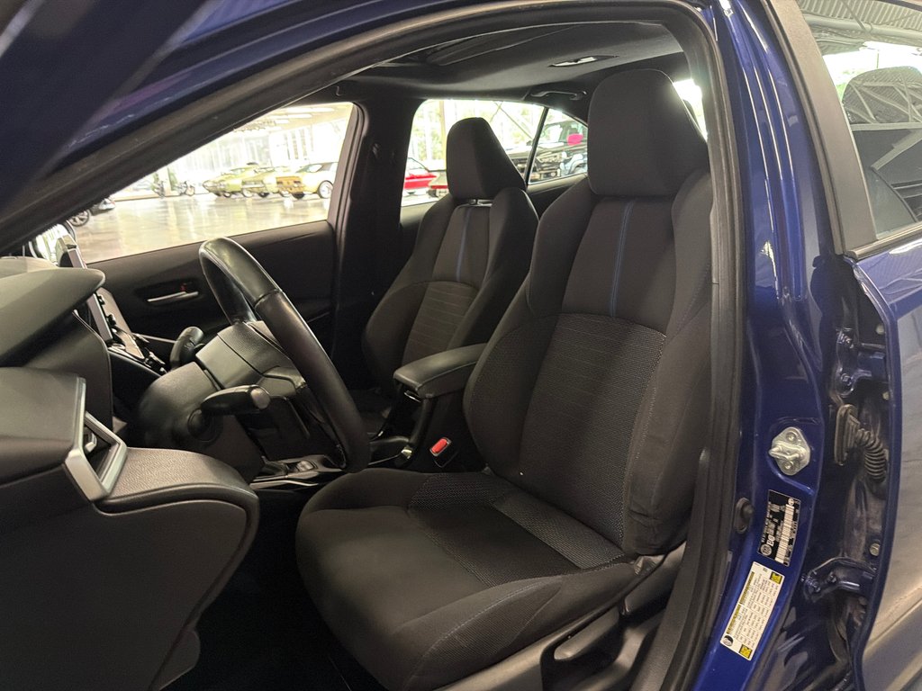 2022 Toyota Corolla SE GROUPE AMÉLIORÉ in Saint-Jean-Sur-Richelieu, Quebec - 9 - w1024h768px