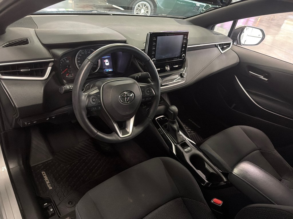 2022 Toyota Corolla SE GROUPE AMÉLIORÉ in Saint-Jean-Sur-Richelieu, Quebec - 13 - w1024h768px