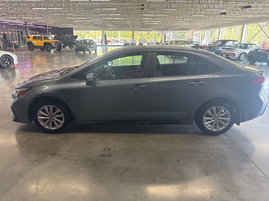 Toyota Corolla  2023 à Saint-Jean-Sur-Richelieu, Québec - 8 - w1024h768px