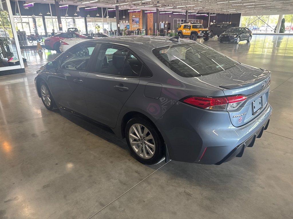 Toyota Corolla  2023 à Saint-Jean-Sur-Richelieu, Québec - 10 - w1024h768px