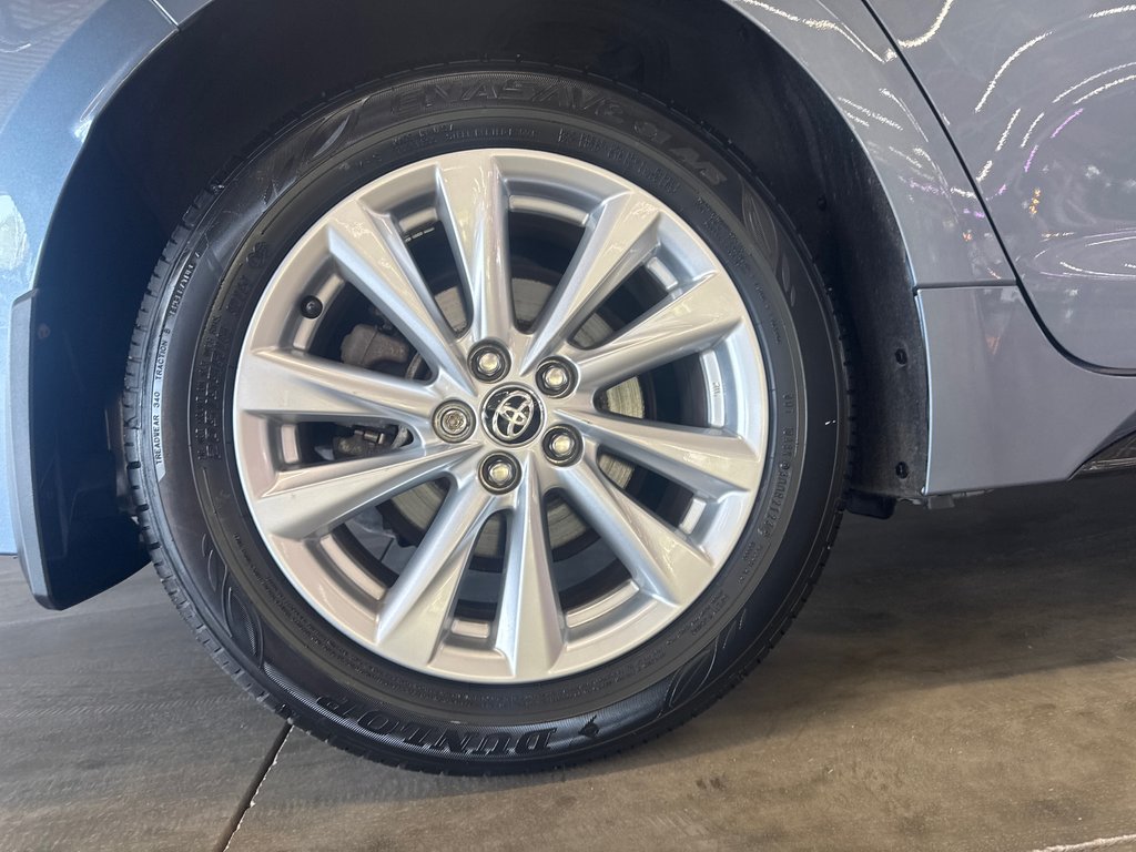 Toyota Corolla  2023 à Saint-Jean-Sur-Richelieu, Québec - 26 - w1024h768px