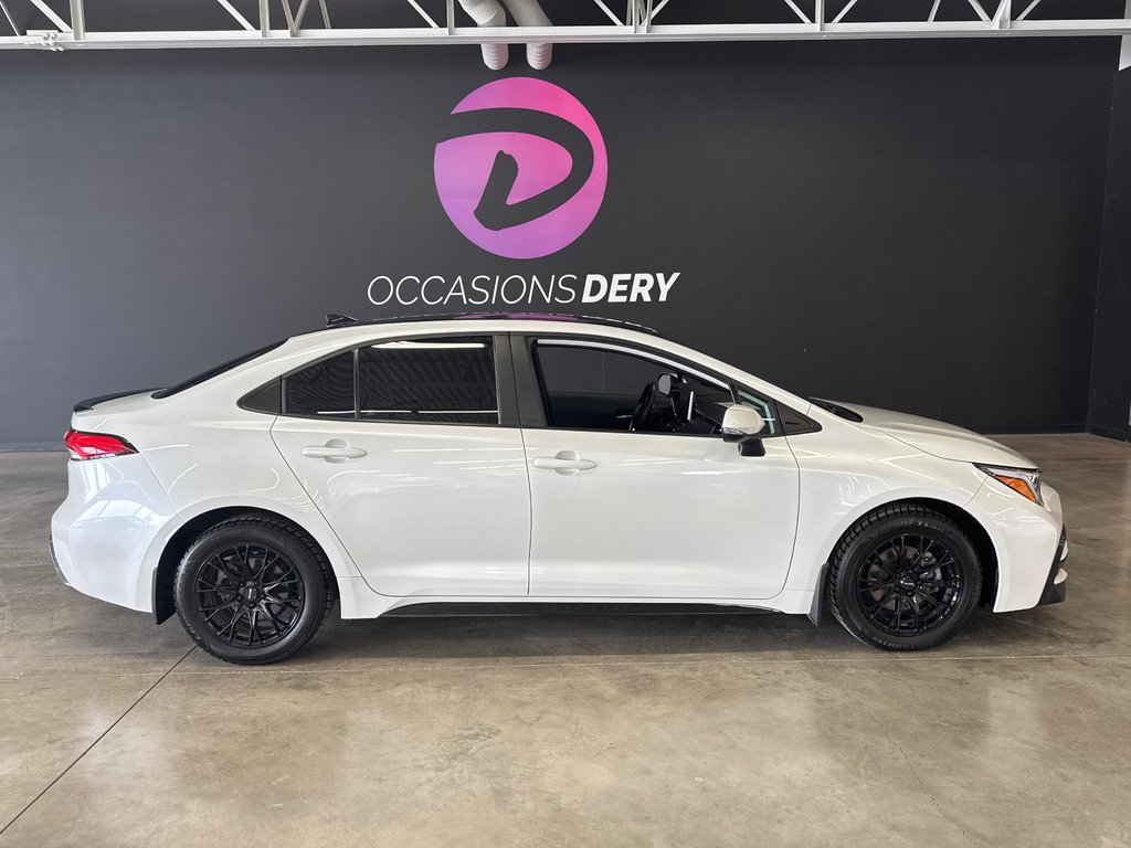 2023 Toyota Corolla XSE in Saint-Jean-Sur-Richelieu, Quebec - 1 - w1024h768px