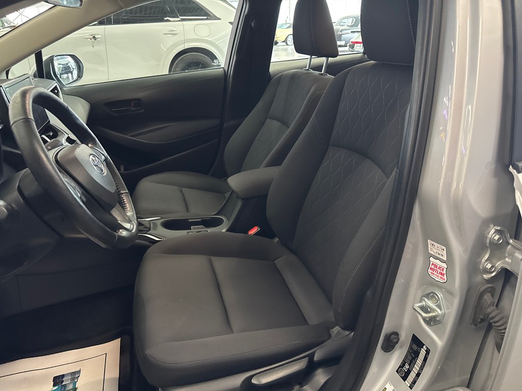 2023 Toyota Corolla LE in Saint-Jean-Sur-Richelieu, Quebec - 10 - w1024h768px