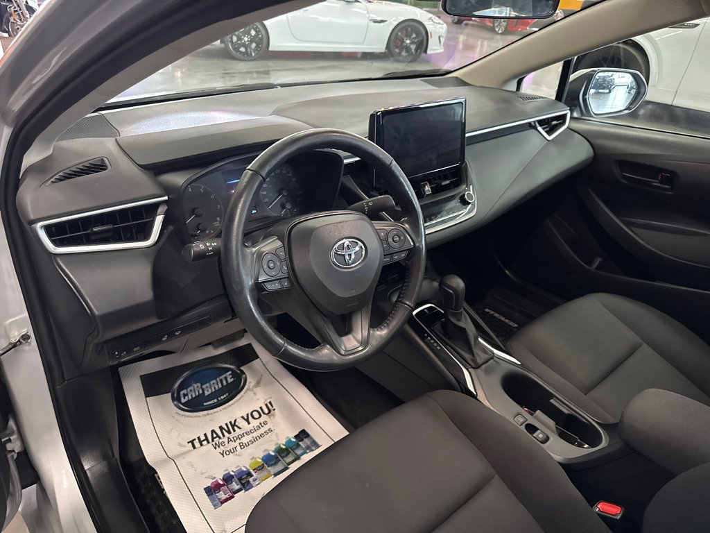 2023 Toyota Corolla LE in Saint-Jean-Sur-Richelieu, Quebec - 11 - w1024h768px