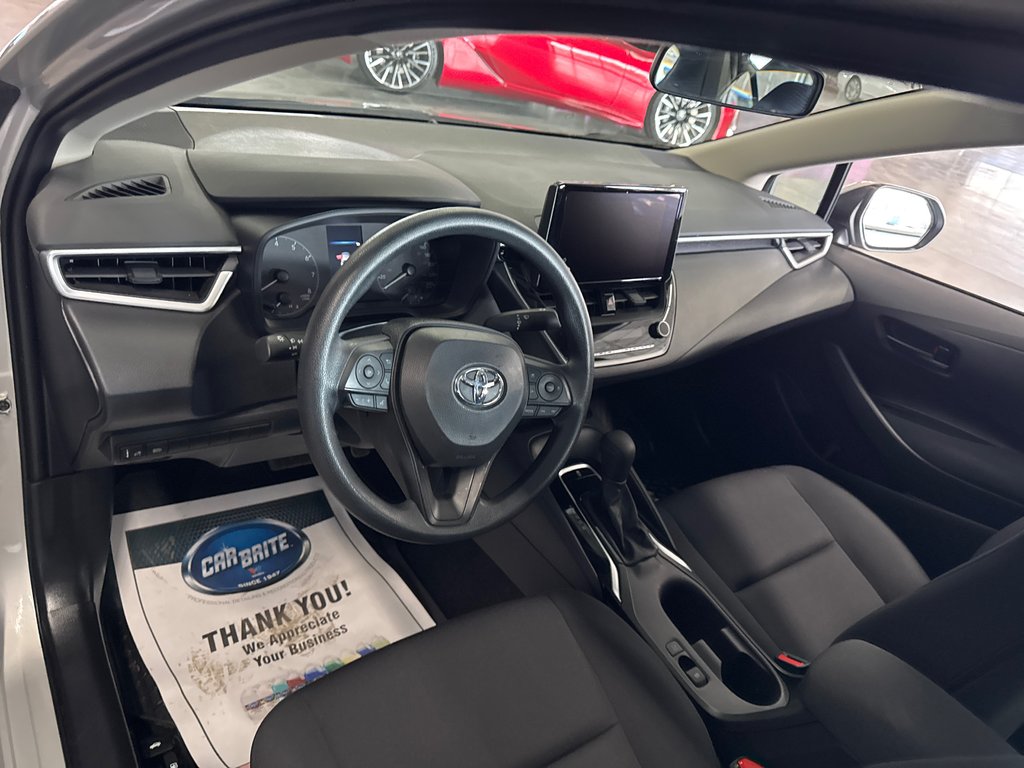 2024 Toyota Corolla L in Saint-Jean-Sur-Richelieu, Quebec - 10 - w1024h768px