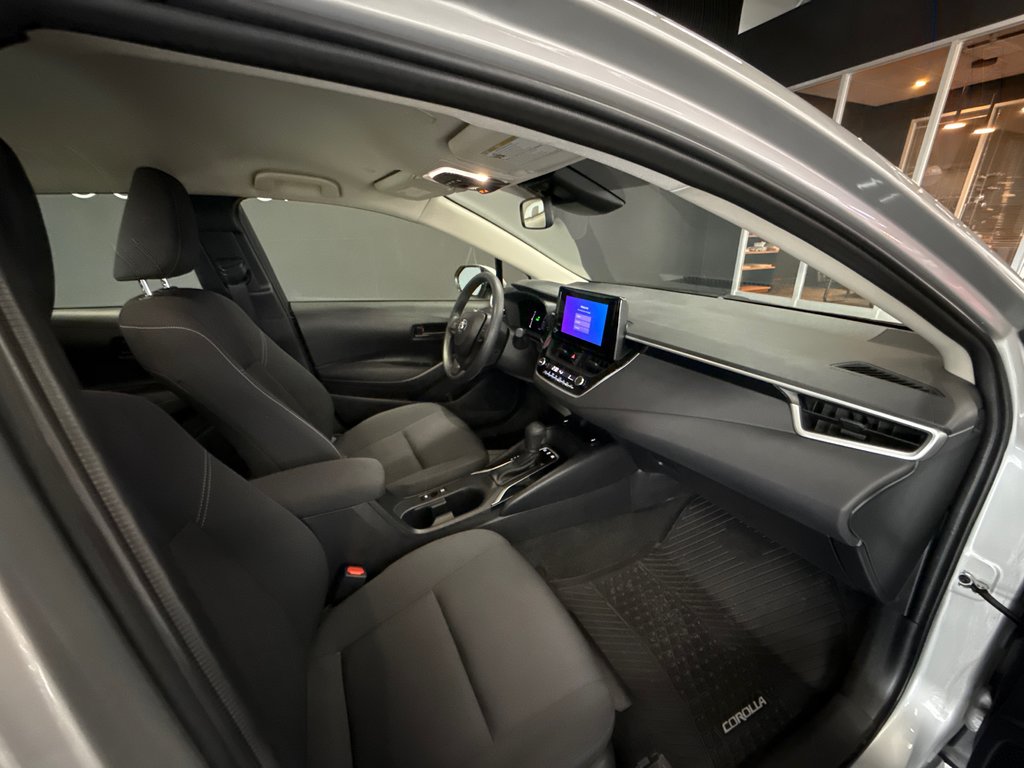 2024 Toyota Corolla Hybrid LE in Saint-Jean-Sur-Richelieu, Quebec - 19 - w1024h768px