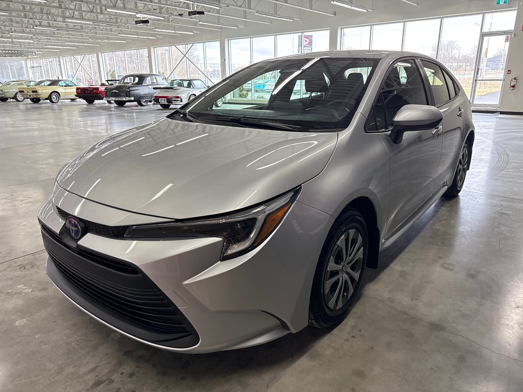 2024 Toyota Corolla Hybrid LE in Saint-Jean-Sur-Richelieu, Quebec - 5 - w1024h768px