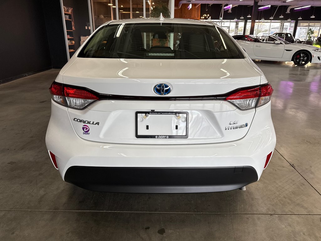 2024 Toyota Corolla Hybrid LE in Saint-Jean-Sur-Richelieu, Quebec - 10 - w1024h768px