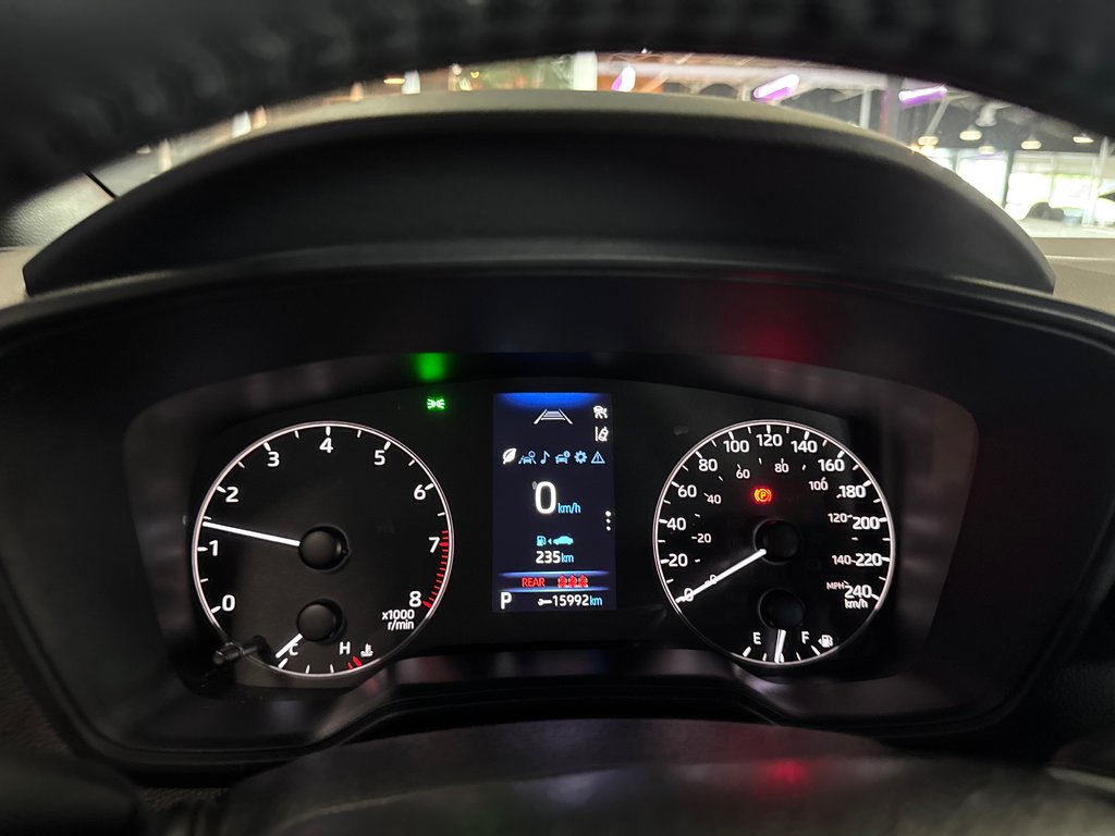 2024 Toyota Corolla SE in Saint-Jean-Sur-Richelieu, Quebec - 16 - w1024h768px