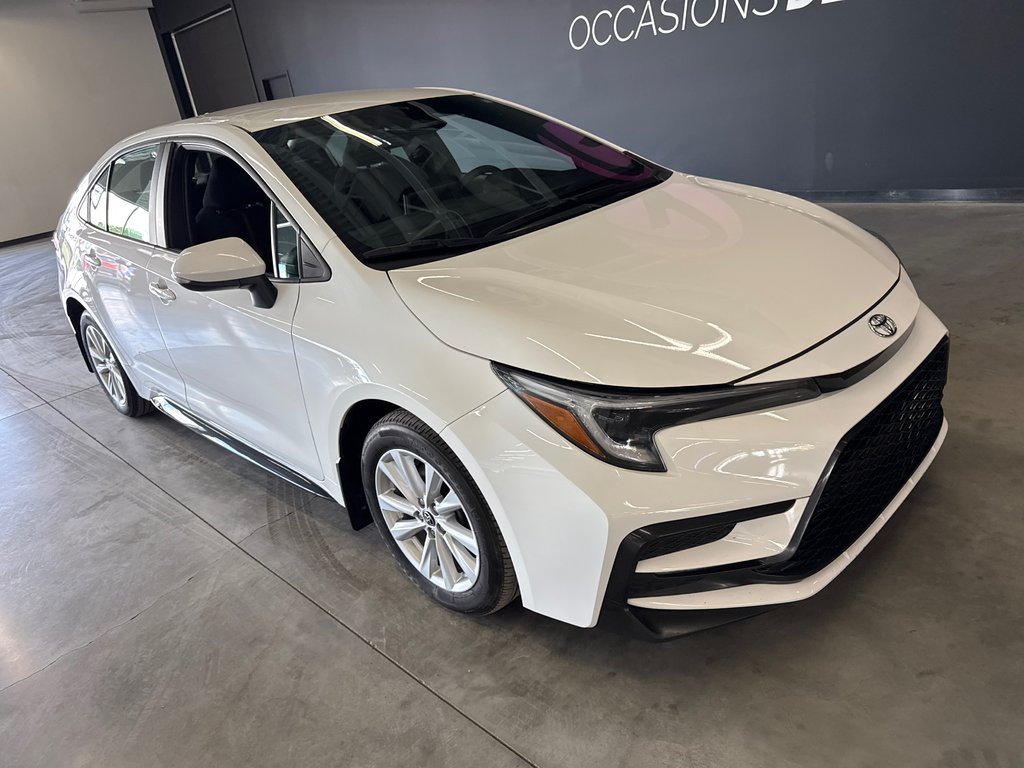 2024 Toyota Corolla SE in Saint-Jean-Sur-Richelieu, Quebec - 2 - w1024h768px