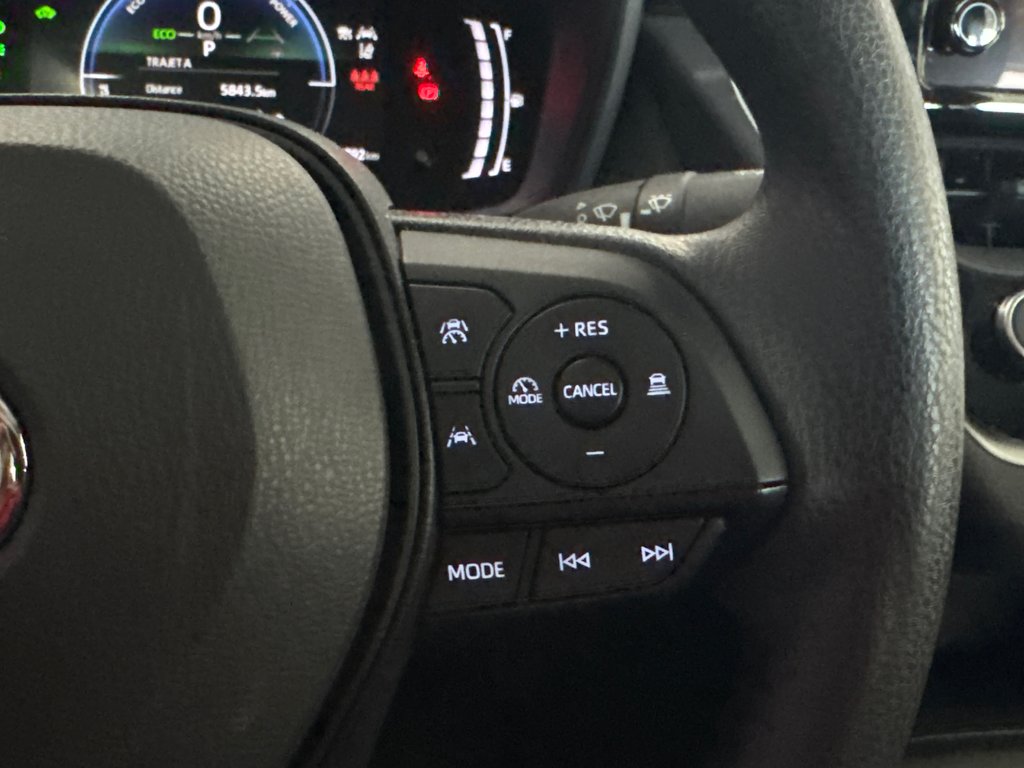 2025 Toyota Corolla Hybrid LE in Saint-Jean-Sur-Richelieu, Quebec - 28 - w1024h768px
