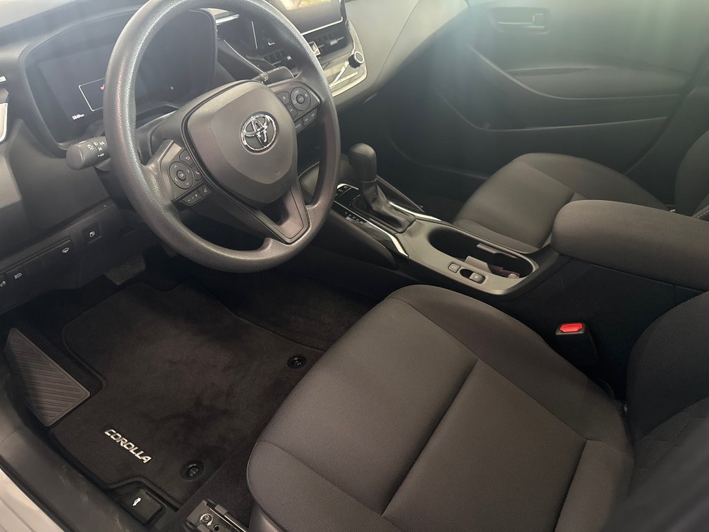 2025 Toyota Corolla Hybrid LE in Saint-Jean-Sur-Richelieu, Quebec - 26 - w1024h768px