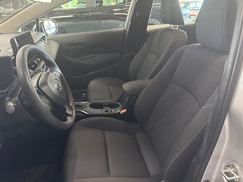 Toyota Corolla Hybrid LE 2025 à Saint-Jean-Sur-Richelieu, Québec - 7 - w1024h768px