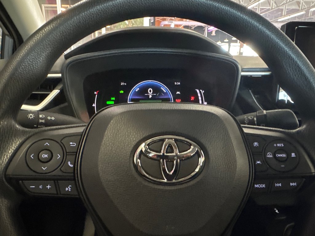 Toyota Corolla Hybrid LE 2025 à Saint-Jean-Sur-Richelieu, Québec - 14 - w1024h768px