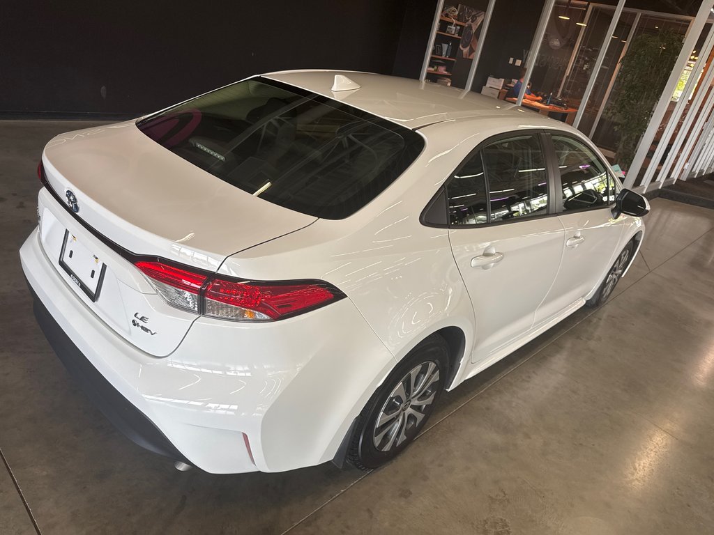 2025 Toyota Corolla Hybrid LE in Saint-Jean-Sur-Richelieu, Quebec - 4 - w1024h768px