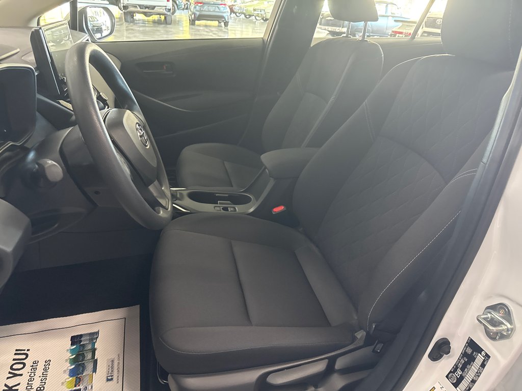 Toyota Corolla Hybrid LE 2025 à Saint-Jean-Sur-Richelieu, Québec - 9 - w1024h768px