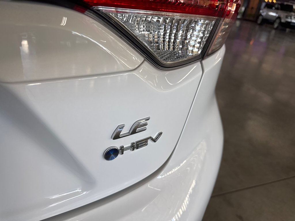 Toyota Corolla Hybrid LE 2025 à Saint-Jean-Sur-Richelieu, Québec - 7 - w1024h768px