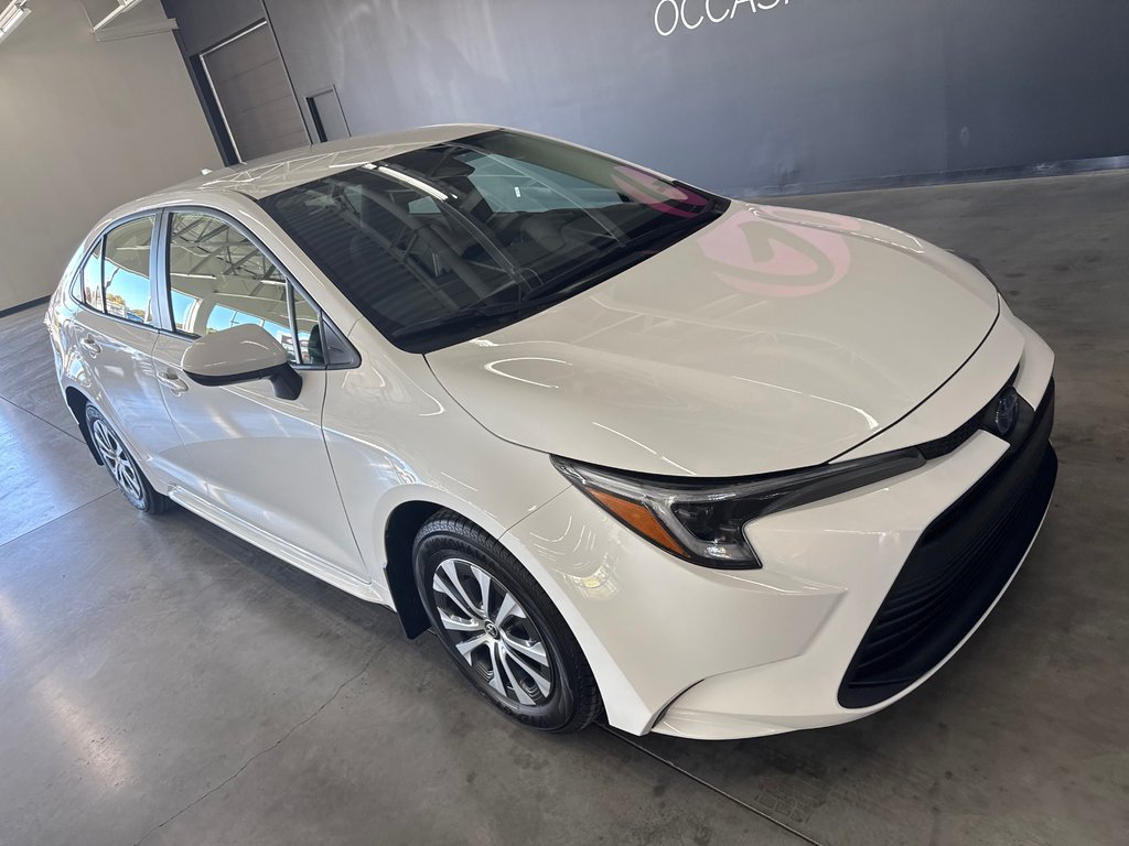 Toyota Corolla Hybrid LE 2025 à Saint-Jean-Sur-Richelieu, Québec - 2 - w1024h768px