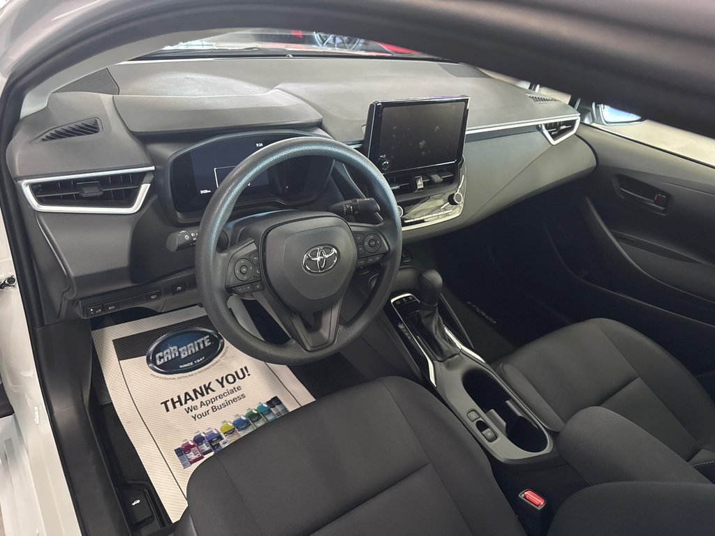 Toyota Corolla Hybrid LE 2025 à Saint-Jean-Sur-Richelieu, Québec - 11 - w1024h768px