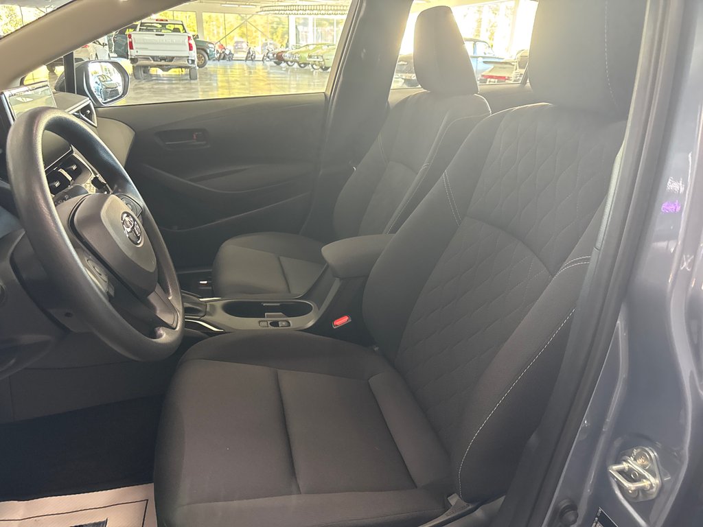 Toyota Corolla Hybrid LE 2025 à Saint-Jean-Sur-Richelieu, Québec - 8 - w1024h768px
