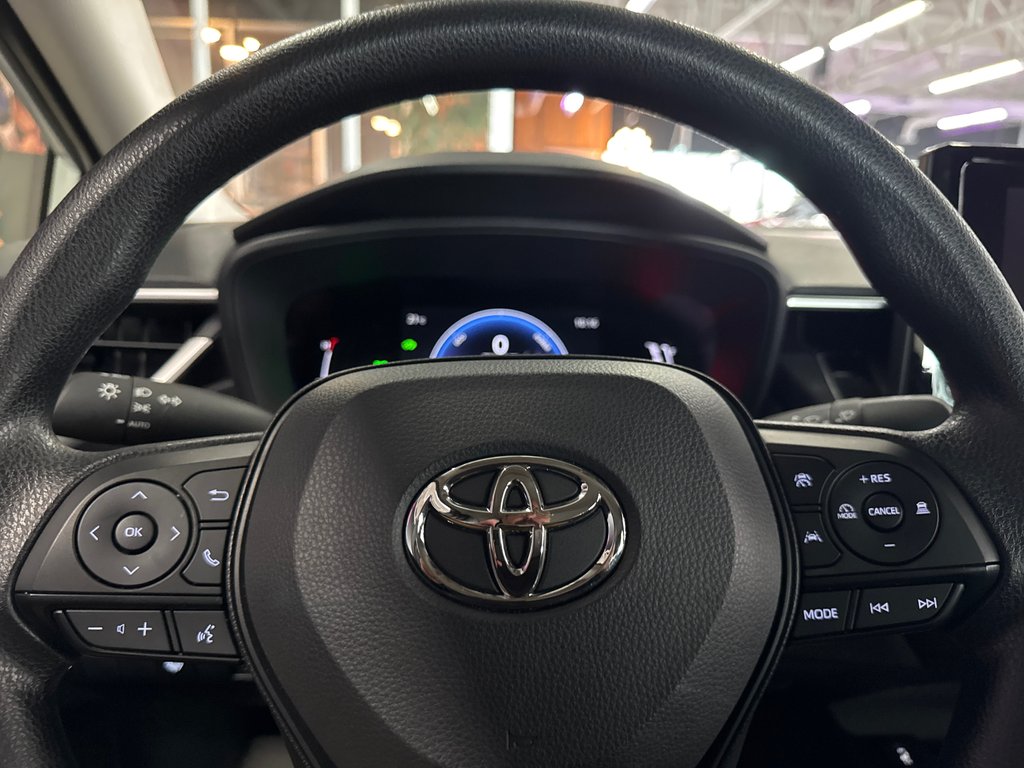 2026 Toyota Corolla Hybrid LE in Saint-Jean-Sur-Richelieu, Quebec - 14 - w1024h768px