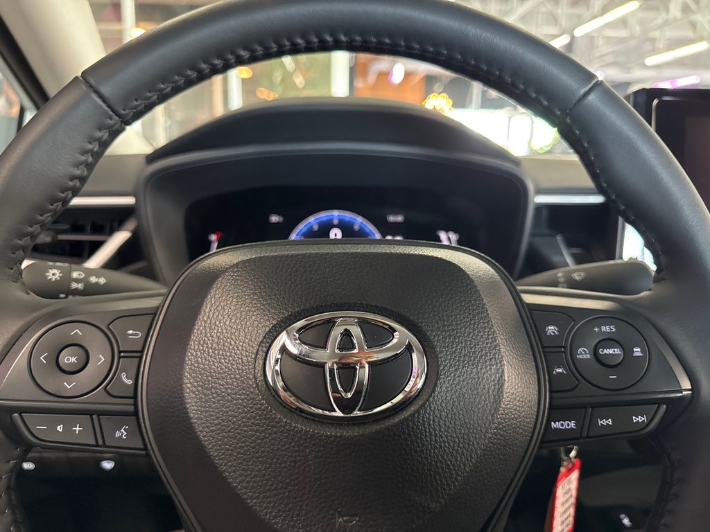 2026 Toyota Corolla LE in Saint-Jean-Sur-Richelieu, Quebec - 11 - w1024h768px