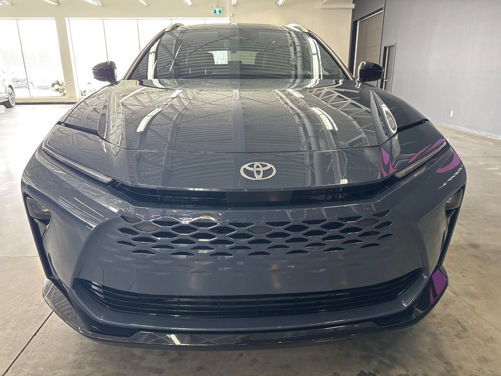 2025 Toyota Crown Signia LIMITED in Saint-Jean-Sur-Richelieu, Quebec - 3 - w1024h768px