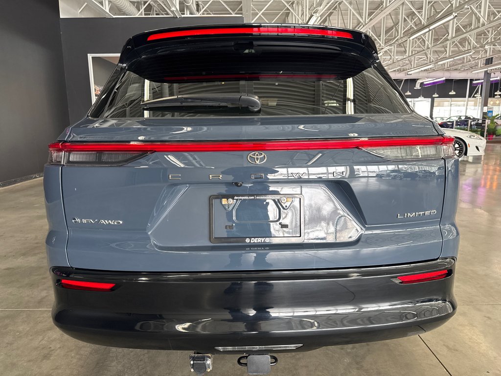 2025 Toyota Crown Signia LIMITED in Saint-Jean-Sur-Richelieu, Quebec - 5 - w1024h768px