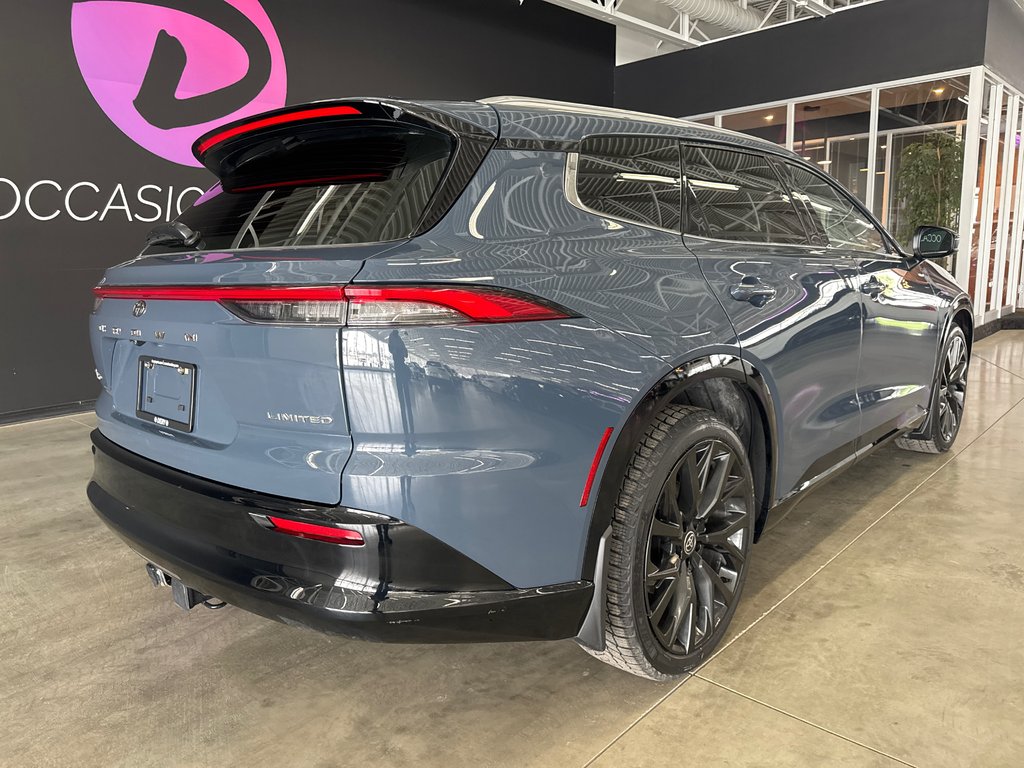 2025 Toyota Crown Signia LIMITED in Saint-Jean-Sur-Richelieu, Quebec - 4 - w1024h768px