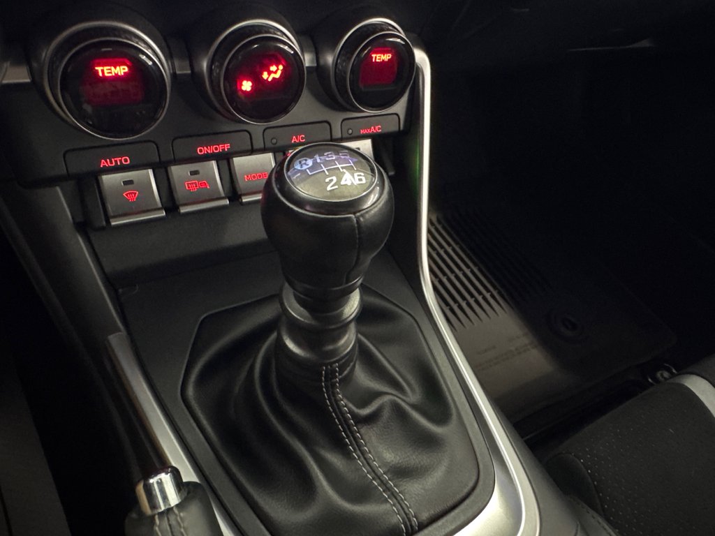 2024 Toyota GR86 Premium in Saint-Jean-Sur-Richelieu, Quebec - 18 - w1024h768px