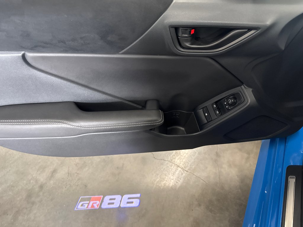 2024 Toyota GR86 Premium in Saint-Jean-Sur-Richelieu, Quebec - 13 - w1024h768px