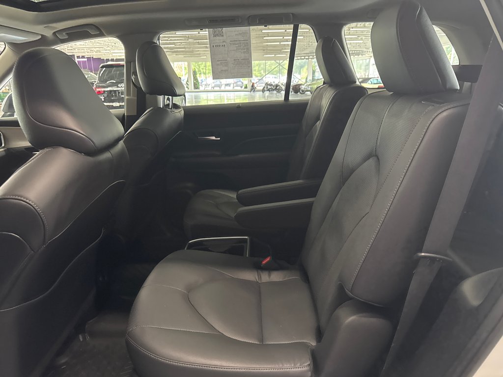 2024 Toyota Grand Highlander LIMITED in Saint-Jean-Sur-Richelieu, Quebec - 8 - w1024h768px