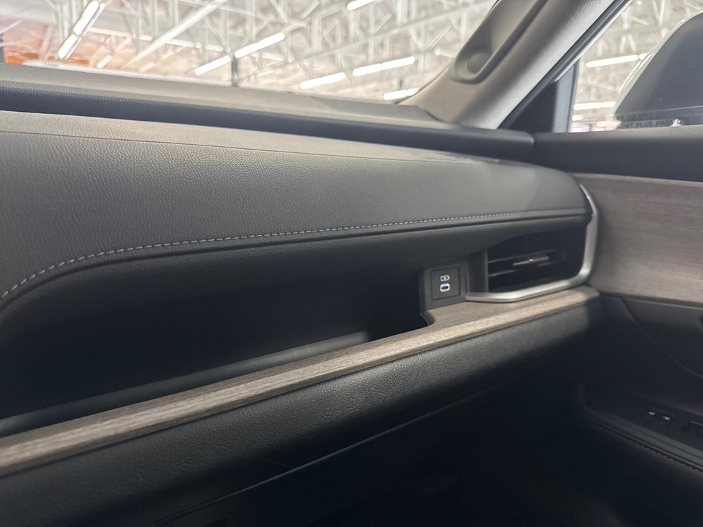 2024 Toyota Grand Highlander LIMITED in Saint-Jean-Sur-Richelieu, Quebec - 20 - w1024h768px