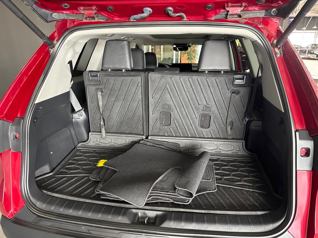 2024 Toyota Grand Highlander LIMITED in Saint-Jean-Sur-Richelieu, Quebec - 10 - w1024h768px