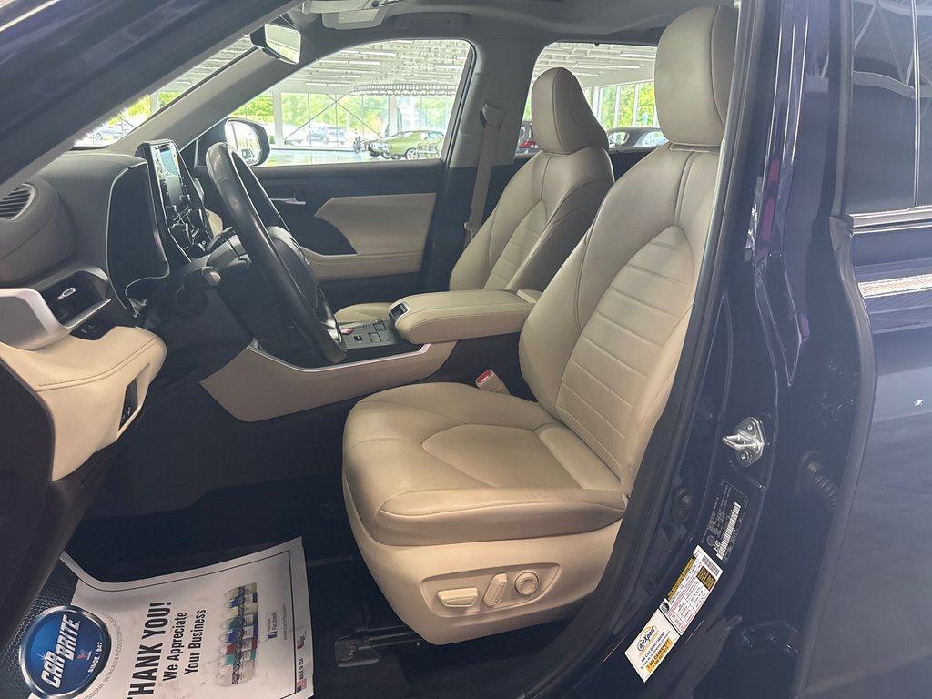 2022 Toyota Highlander XLE in Saint-Jean-Sur-Richelieu, Quebec - 9 - w1024h768px