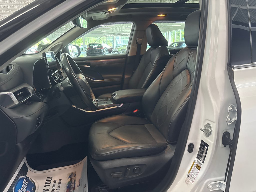 Toyota Highlander Hybrid Limited 2022 à Saint-Jean-Sur-Richelieu, Québec - 10 - w1024h768px