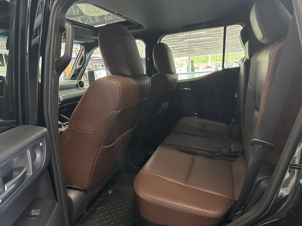 Toyota Land Cruiser PREMIUM 2025 à Saint-Jean-Sur-Richelieu, Québec - 9 - w1024h768px