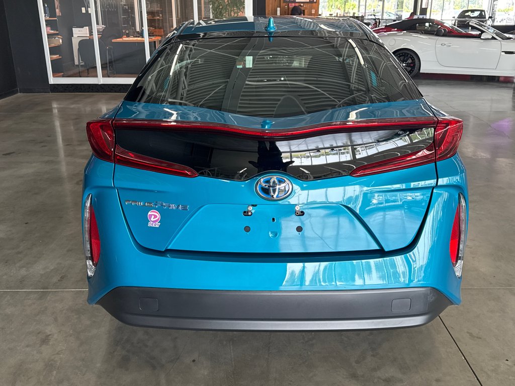 Toyota PRIUS PRIME BASE 2021 à Saint-Jean-Sur-Richelieu, Québec - 9 - w1024h768px