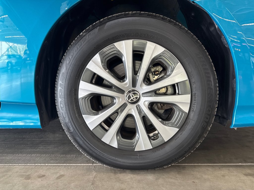 Toyota PRIUS PRIME BASE 2021 à Saint-Jean-Sur-Richelieu, Québec - 13 - w1024h768px