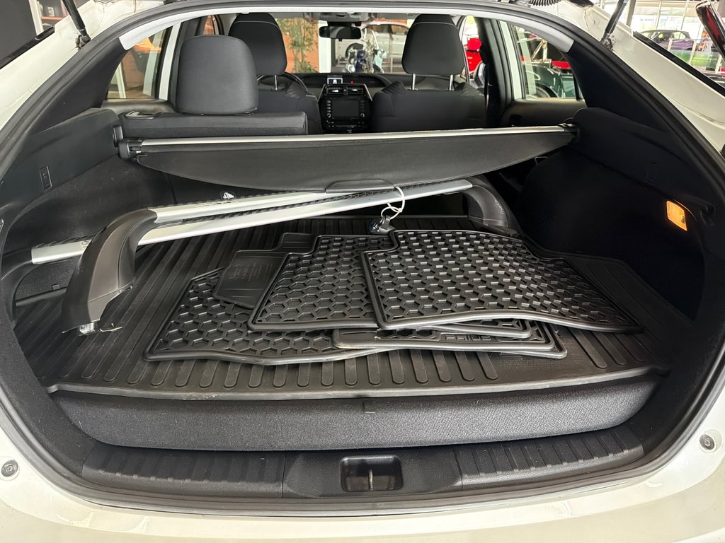 2021 Toyota Prius Prime in Saint-Jean-Sur-Richelieu, Quebec - 10 - w1024h768px