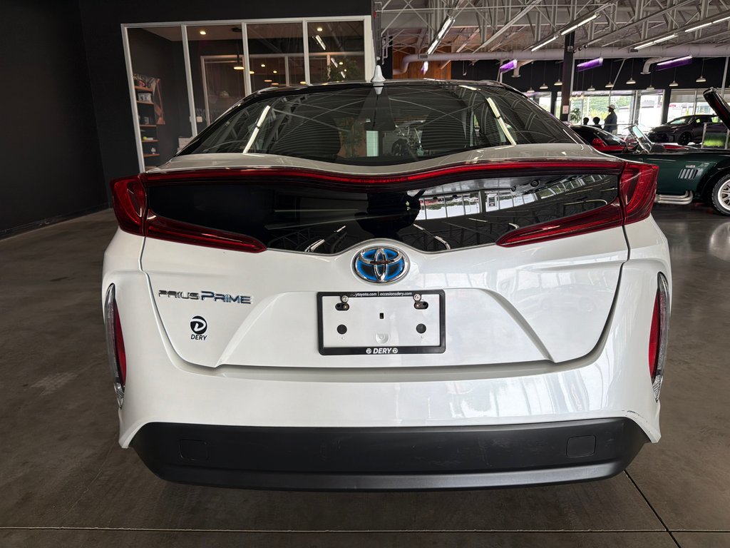 2021 Toyota Prius Prime in Saint-Jean-Sur-Richelieu, Quebec - 9 - w1024h768px