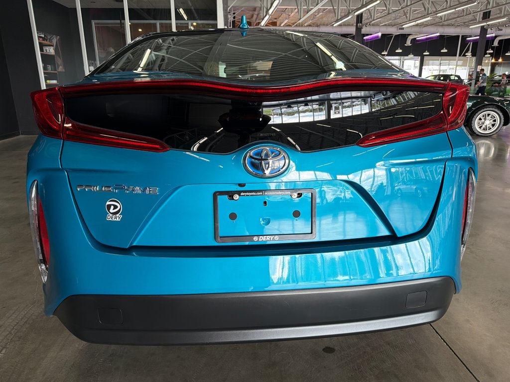 Toyota Prius Prime  2021 à Saint-Jean-Sur-Richelieu, Québec - 7 - w1024h768px