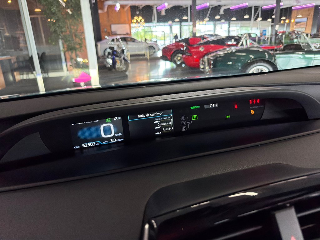 Toyota Prius Prime  2021 à Saint-Jean-Sur-Richelieu, Québec - 16 - w1024h768px