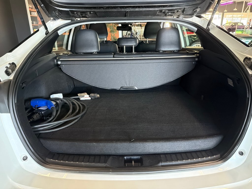2021 Toyota Prius Prime ENSEMBLE TECHNOLOGIE in Saint-Jean-Sur-Richelieu, Quebec - 8 - w1024h768px