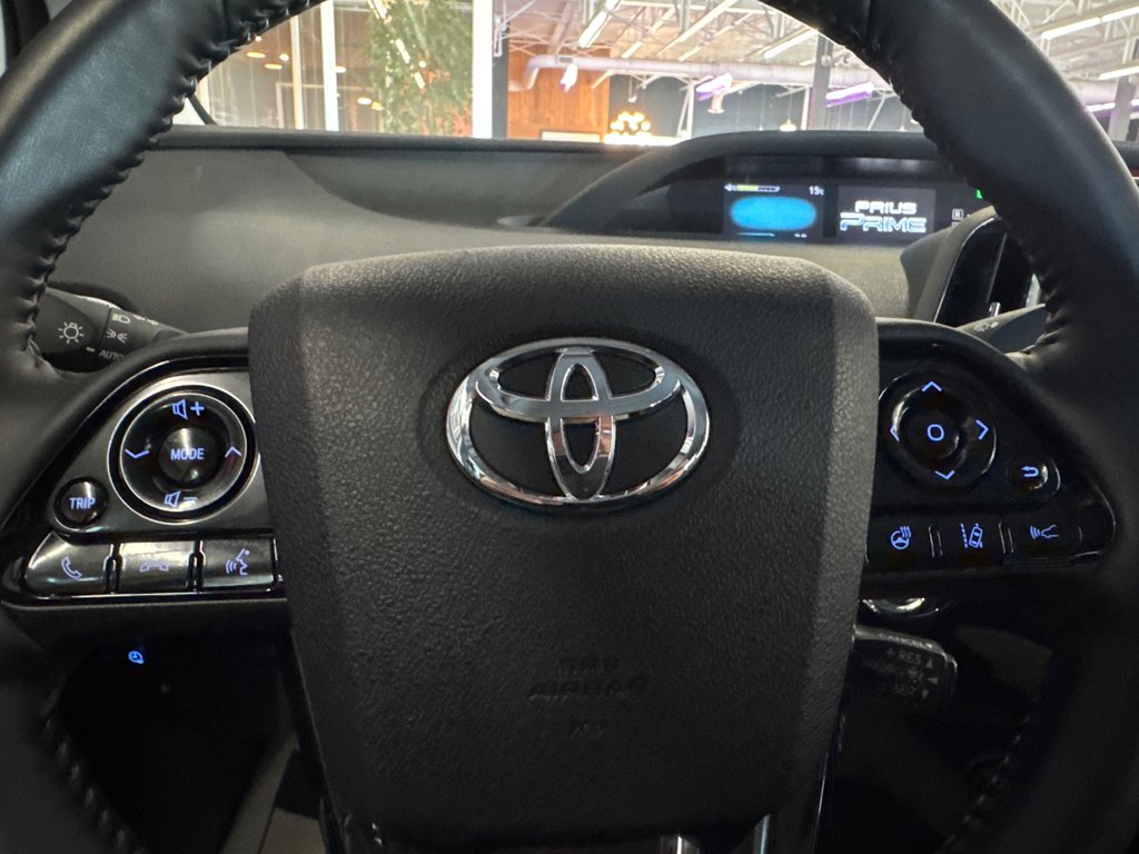 Toyota PRIUS PRIME GROUPE AMÉLIORÉ 2022 à Saint-Jean-Sur-Richelieu, Québec - 17 - w1024h768px