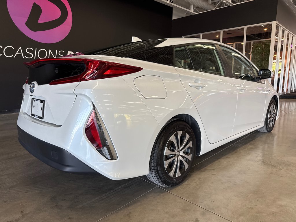 Toyota PRIUS PRIME GROUPE AMÉLIORÉ 2022 à Saint-Jean-Sur-Richelieu, Québec - 8 - w1024h768px