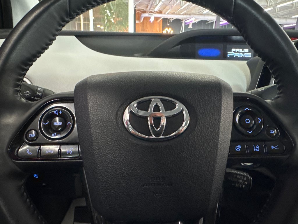 2022 Toyota Prius Prime ENSEMBLE TECHNOLOGIE in Saint-Jean-Sur-Richelieu, Quebec - 16 - w1024h768px