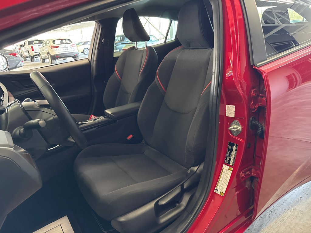 2023 Toyota Prius Prime SE in Saint-Jean-Sur-Richelieu, Quebec - 9 - w1024h768px