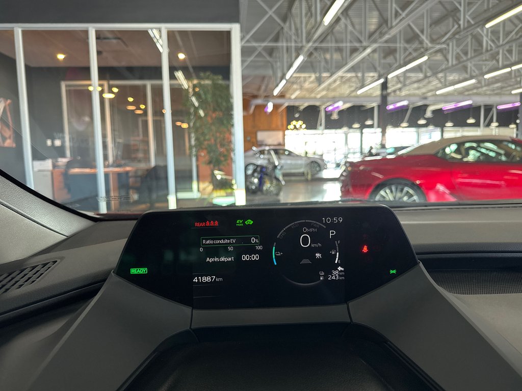 2023 Toyota Prius Prime SE in Saint-Jean-Sur-Richelieu, Quebec - 16 - w1024h768px